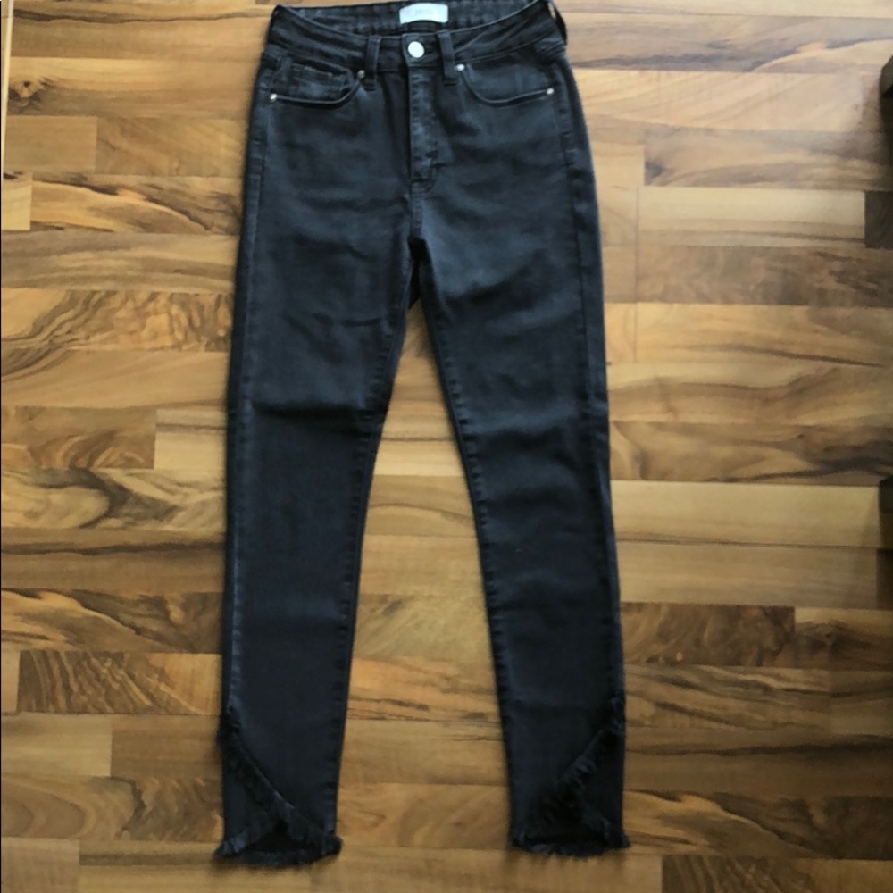 JUST BLACK DENIM